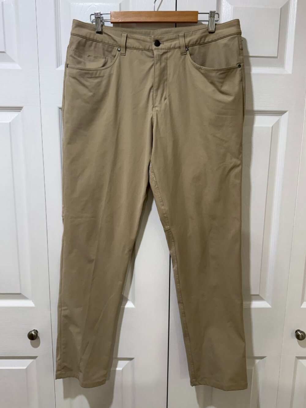 Lululemon ABC Mens Classic-Fit 5-Pocket Pants Khaki Tan 33x32